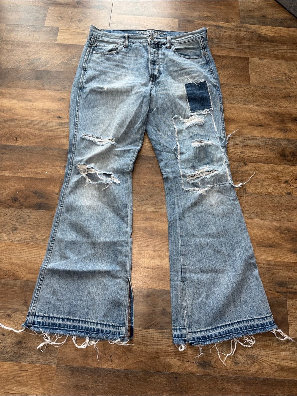 American Eagle vintage high-rise flair button fly jeans